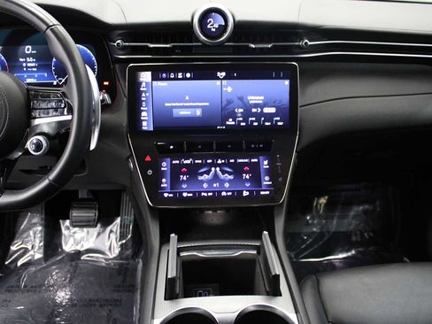 Used 2023 Maserati Grecale GT image 25