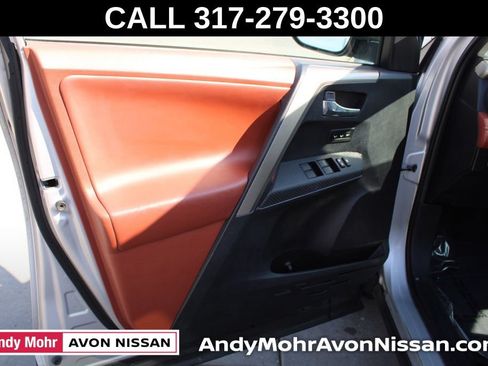 Used 2013 Toyota RAV4 Limited AWD/4WD image 20