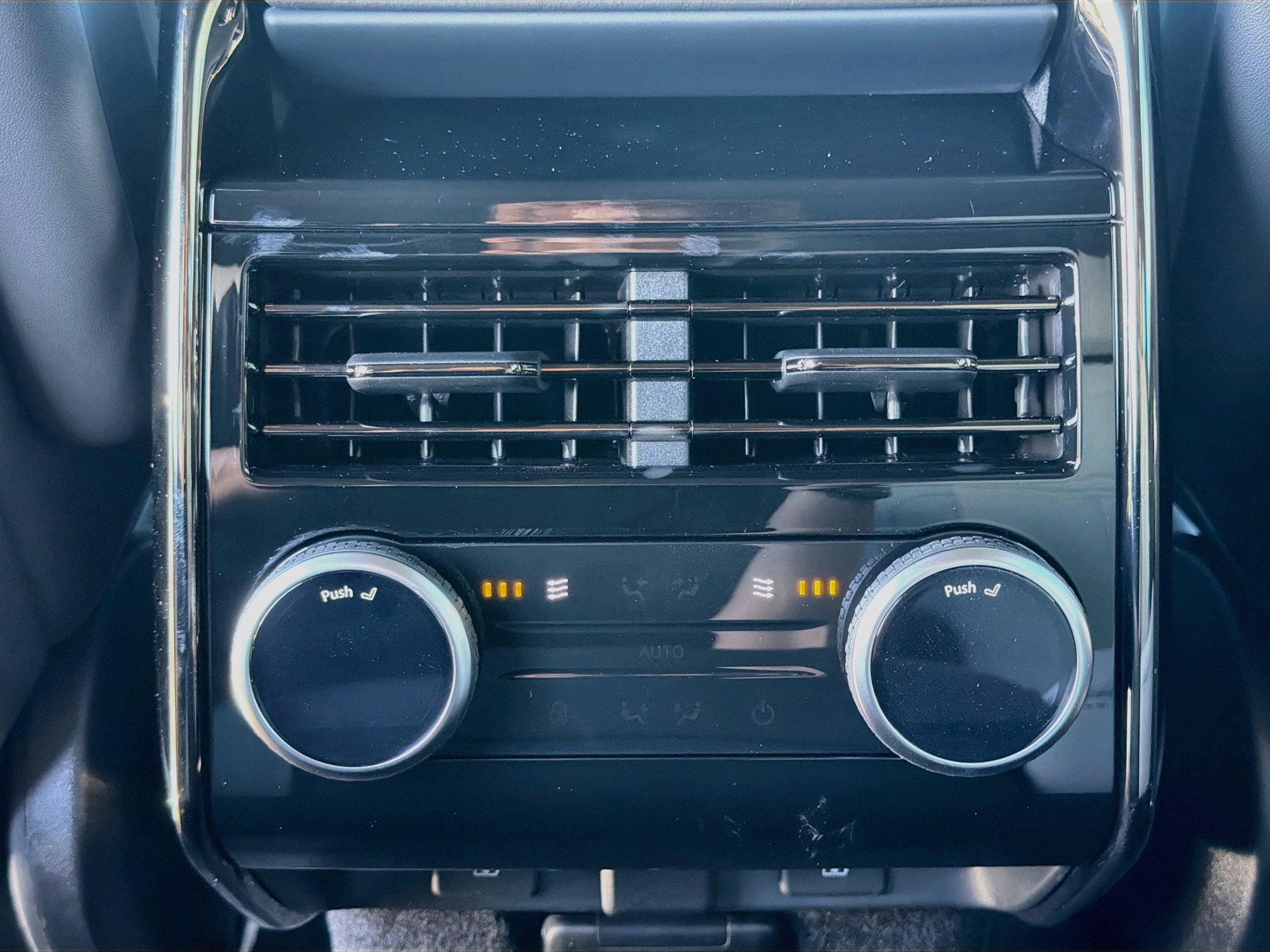 New 2027 Land Rover Range Rover Sport Battersea AWD/4WD image 21