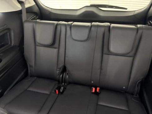 Used 2024 Subaru Ascent Limited AWD/4WD image 25