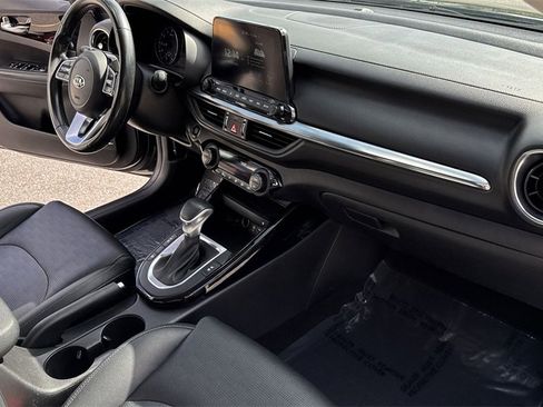 Used 2021 Kia Forte EX image 33