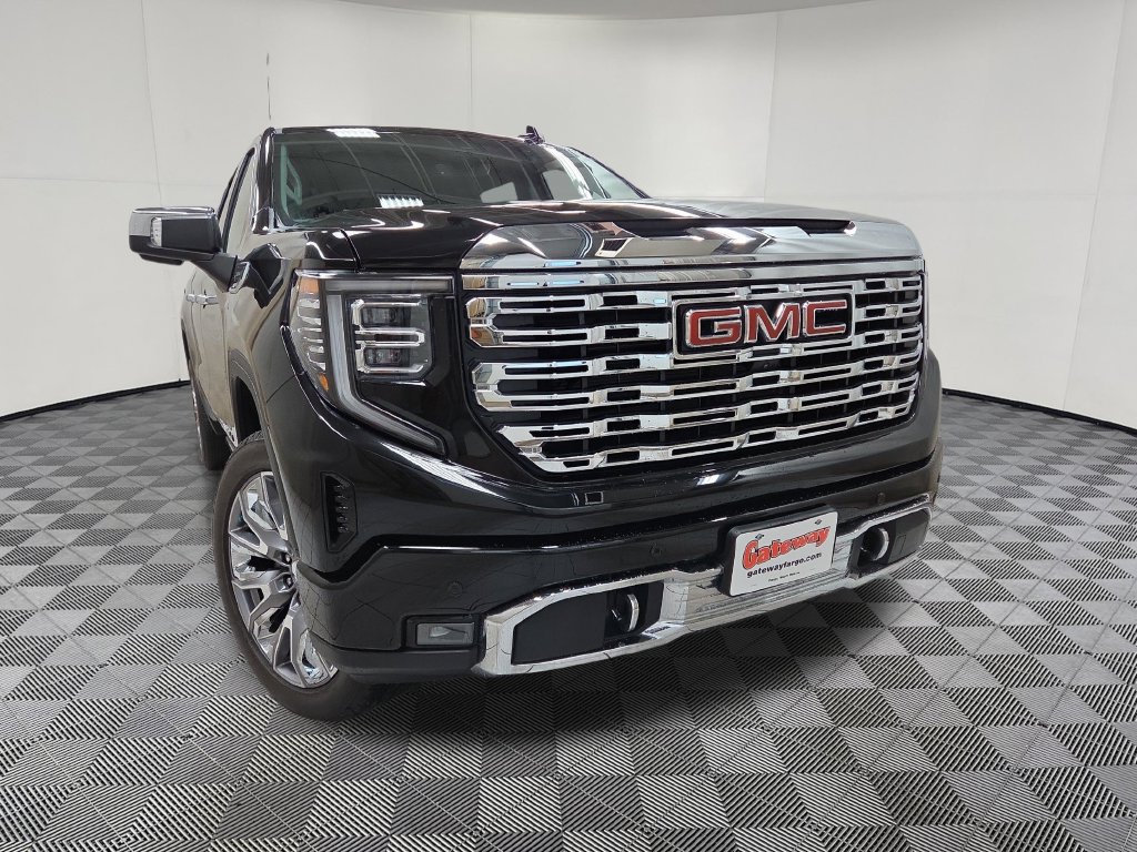Used 2025 GMC Sierra 1500 Denali w/ Denali Reserve Package AWD/4WD image 2