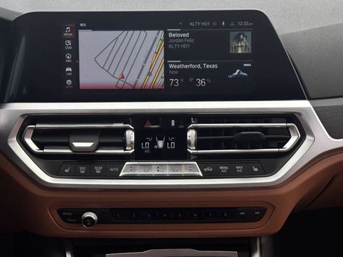 Used 2022 BMW 330i Sedan w/ Premium Package 2 image 16