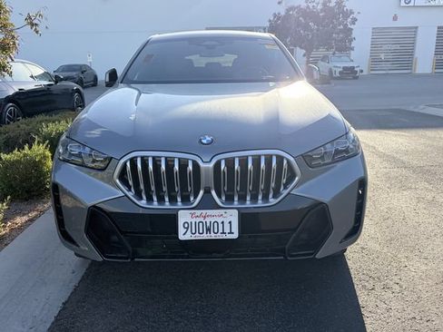 Used 2026 BMW X6 xDrive40i AWD/4WD image 2
