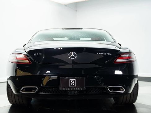 Used 2012 Mercedes-Benz SLS AMG Coupe image 16