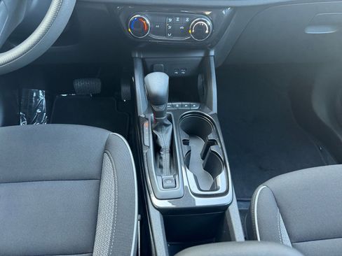 Used 2025 Chevrolet TrailBlazer LT image 39