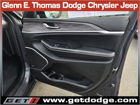 Certified 2022 Jeep Grand Cherokee L Limited image 39