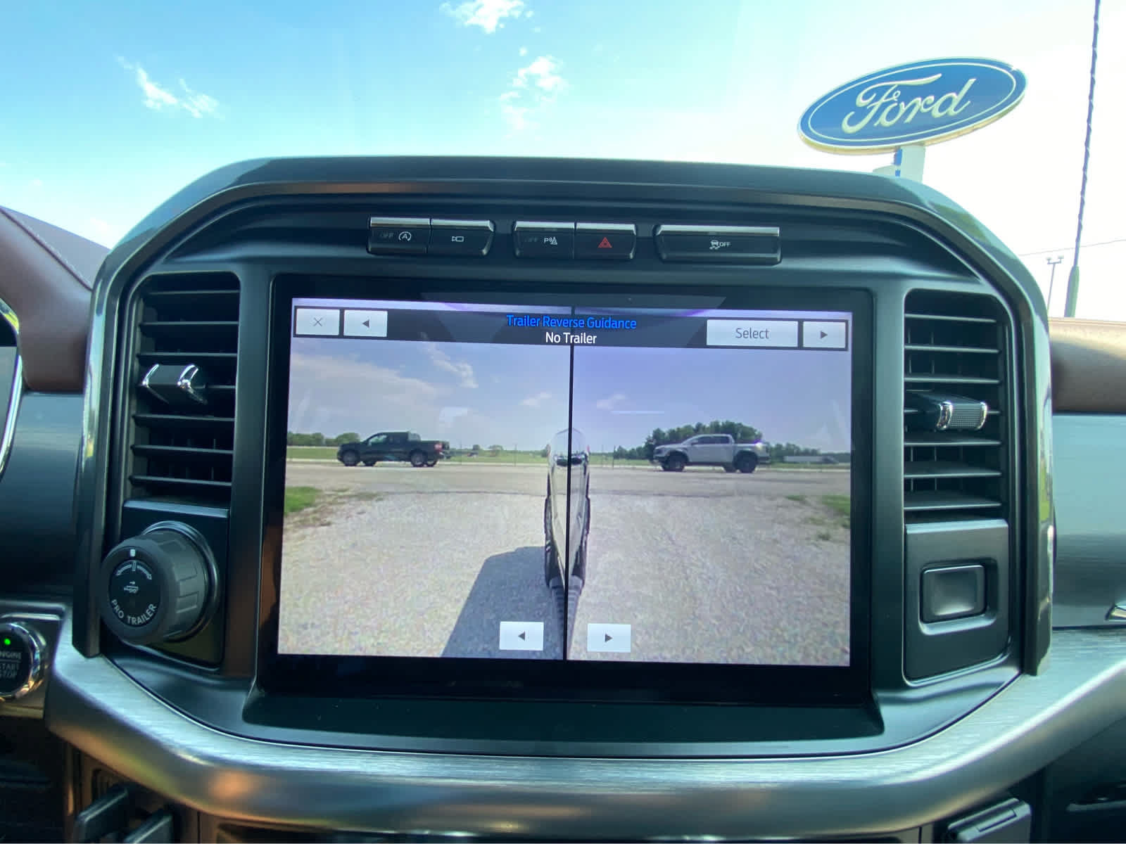 Used 2023 Ford F150 Lariat w/ Equipment Group 502A High AWD/4WD image 42