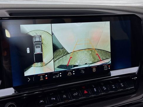 Used 2025 Chevrolet Silverado 1500 ZR2 w/ Technology Package image 16