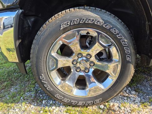 Used 2025 RAM 1500 Big Horn AWD/4WD image 5
