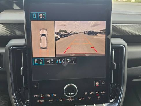 New 2026 GMC Yukon AT4 w/ AT4 Premium Package AWD/4WD image 22
