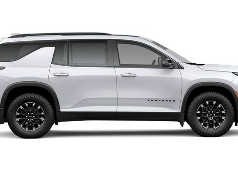 New 2026 Chevrolet Traverse Z71 w/ Driver Confidence Package AWD/4WD image 32