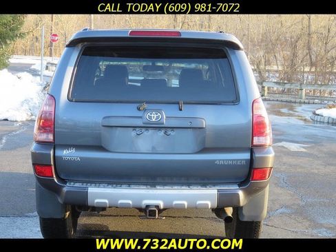 Used 2004 Toyota 4Runner SR5 image 8