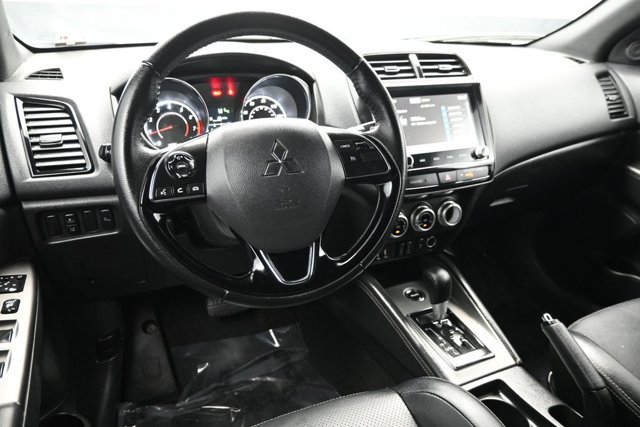 Used 2025 Mitsubishi Outlander Sport SEL AWD/4WD image 16