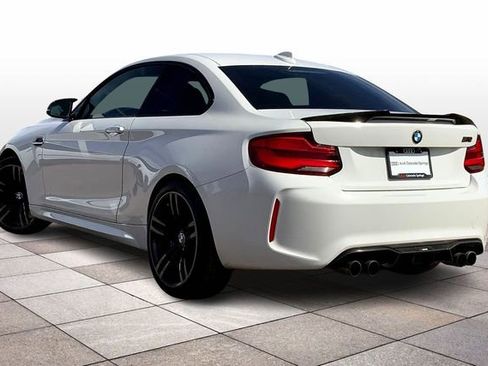 Used 2018 BMW M2 RWD image 11