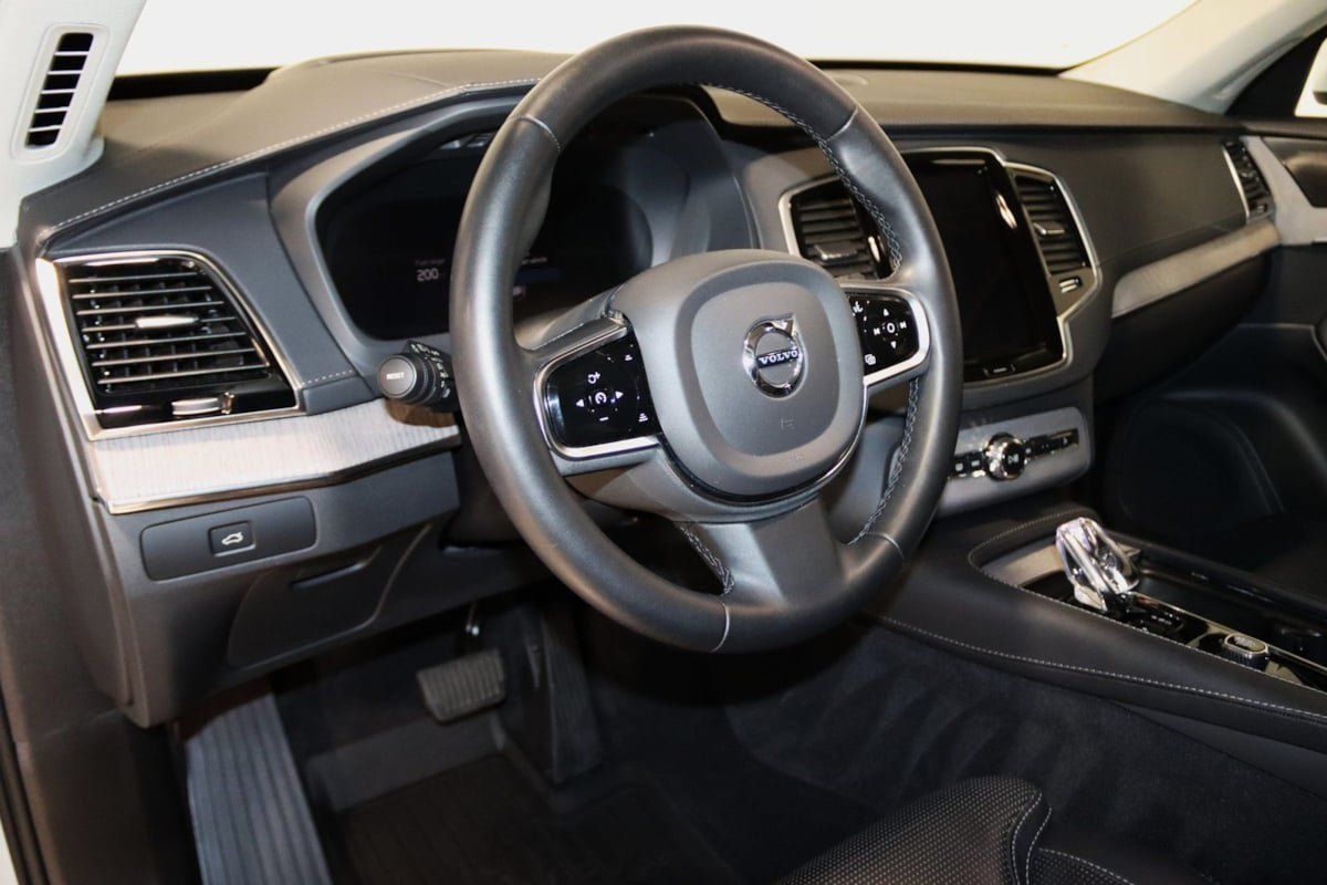Used 2023 Volvo XC90 B6 Ultimate AWD/4WD image 36