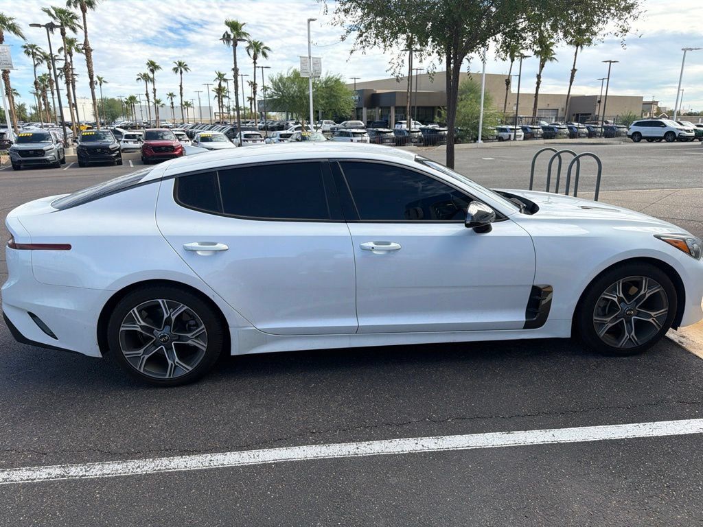 Used 2020 Kia Stinger GT-Line RWD image 4