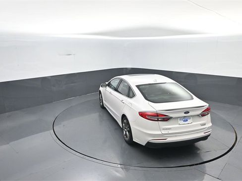 Certified 2019 Ford Fusion Titanium image 23