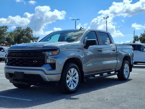 Used 2024 Chevrolet Silverado 1500 Custom AWD/4WD image 3