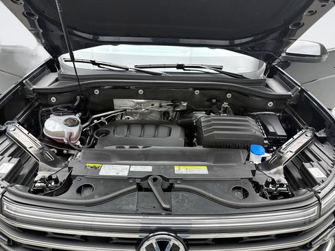 Used 2024 Volkswagen Atlas SE image 28
