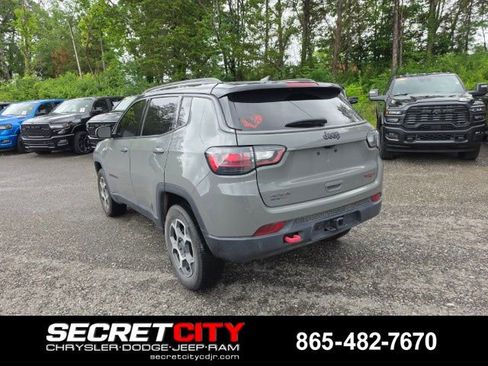 Used 2022 Jeep Compass Trailhawk w/ Trailhawk Elite Group AWD/4WD image 7