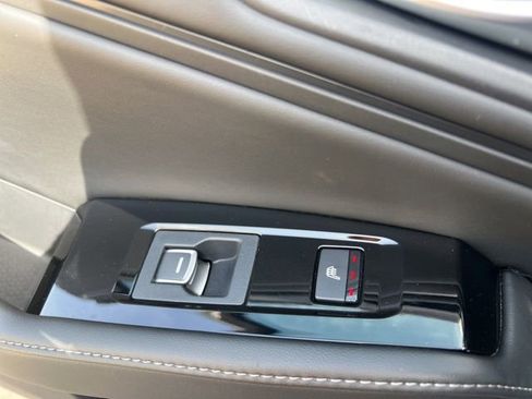 Used 2024 Honda Accord Touring image 9