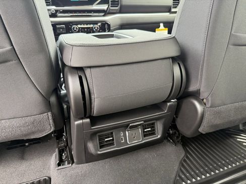 New 2026 Chevrolet Silverado 1500 LT image 39