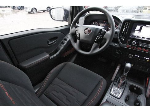 New 2026 Nissan Frontier PRO-4X w/ Pro-4x Convenience Package AWD/4WD image 7