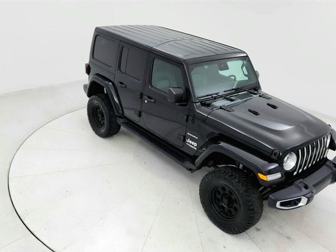 Used 2021 Jeep Wrangler Unlimited Sahara AWD/4WD image 19