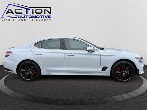 Used 2023 Genesis G70 3.3T w/ Sport Prestige Package image 9