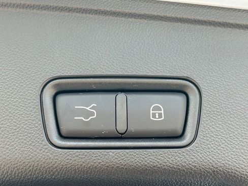 Used 2023 Maserati Grecale GT AWD/4WD image 60