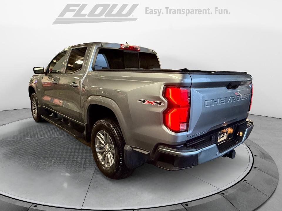 Used 2025 Chevrolet Colorado W/T w/ Advanced Trailering Package AWD/4WD image 6