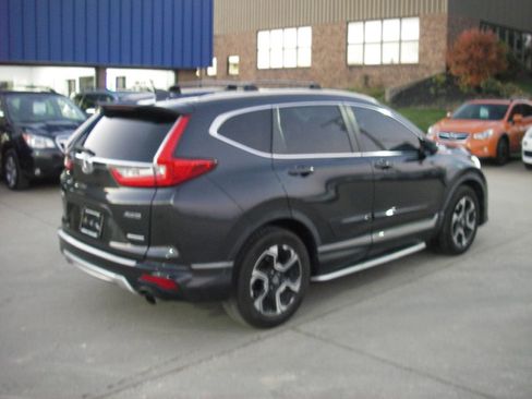 Used 2017 Honda CR-V Touring image 5