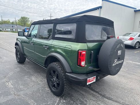 Used 2022 Ford Bronco Black Diamond AWD/4WD image 11