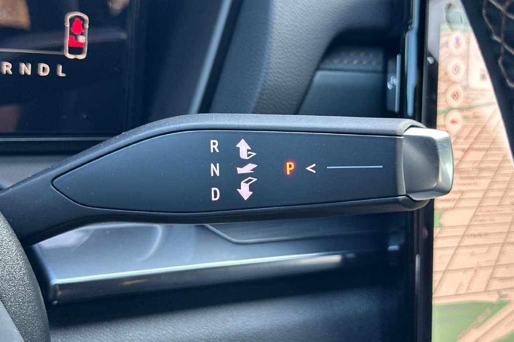 New 2027 GMC Terrain AT4 w/ Convenience Package III AWD/4WD image 26