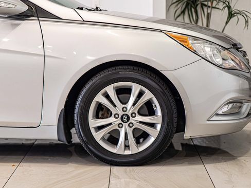 Used 2013 Hyundai Sonata Limited FWD image 10