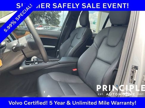 Certified 2024 Volvo XC90 B6 Plus AWD/4WD image 18