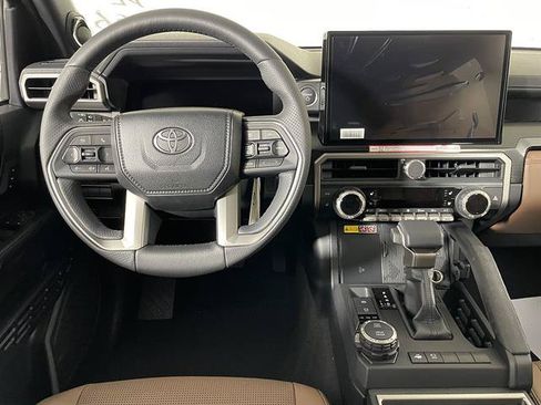 New 2026 Toyota 4Runner Limited w/ Tow Technology Package AWD/4WD image 13