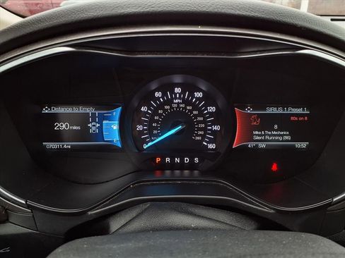 Used 2019 Ford Fusion SEL image 18