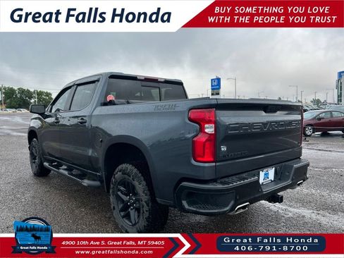 Used 2021 Chevrolet Silverado 1500 LT Trail Boss w/ Convenience Package II AWD/4WD image 5