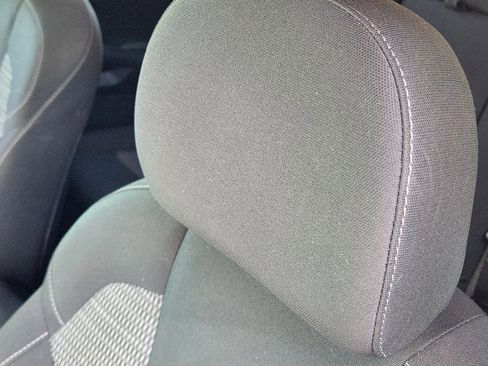 Certified 2022 Kia Sorento LX image 13