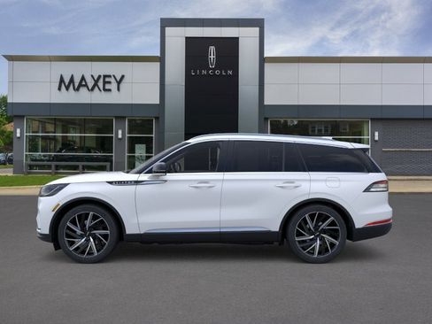 New 2026 Lincoln Aviator Reserve AWD/4WD image 3