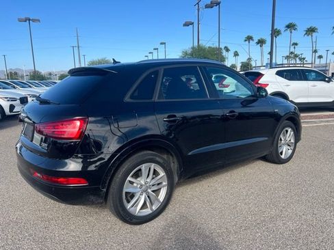Used 2018 Audi Q3 2.0T Premium w/ Convenience Package AWD/4WD image 3