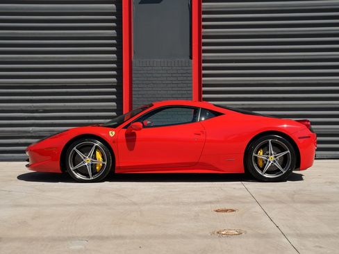 Used 2014 Ferrari 458 Italia Coupe image 15