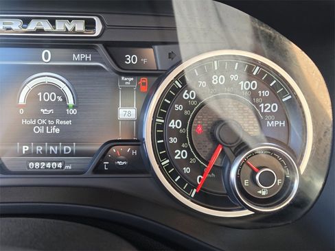 Used 2019 RAM 1500 Laramie image 13