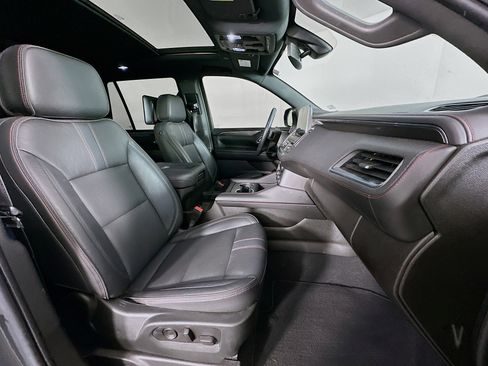 Used 2021 Chevrolet Tahoe RST w/ Luxury Package image 32