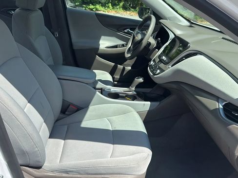Used 2020 Chevrolet Malibu LS image 12