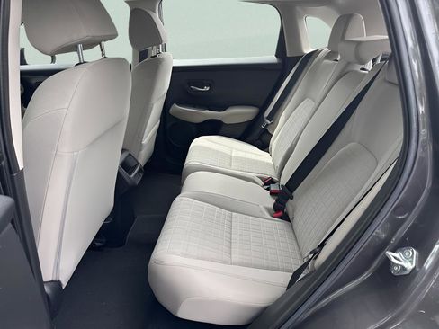 Used 2024 Honda HR-V LX image 29