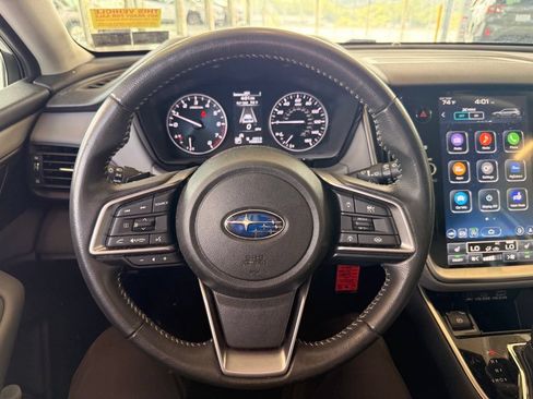Used 2024 Subaru Outback Premium AWD/4WD image 12