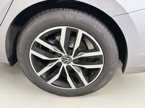 New 2026 Volkswagen Jetta SE FWD image 31